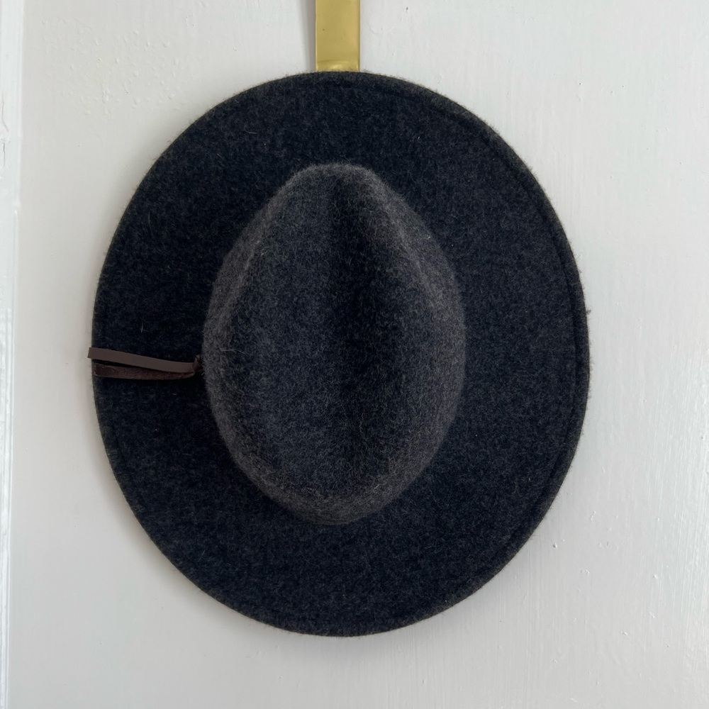 Banana Republic felt hat